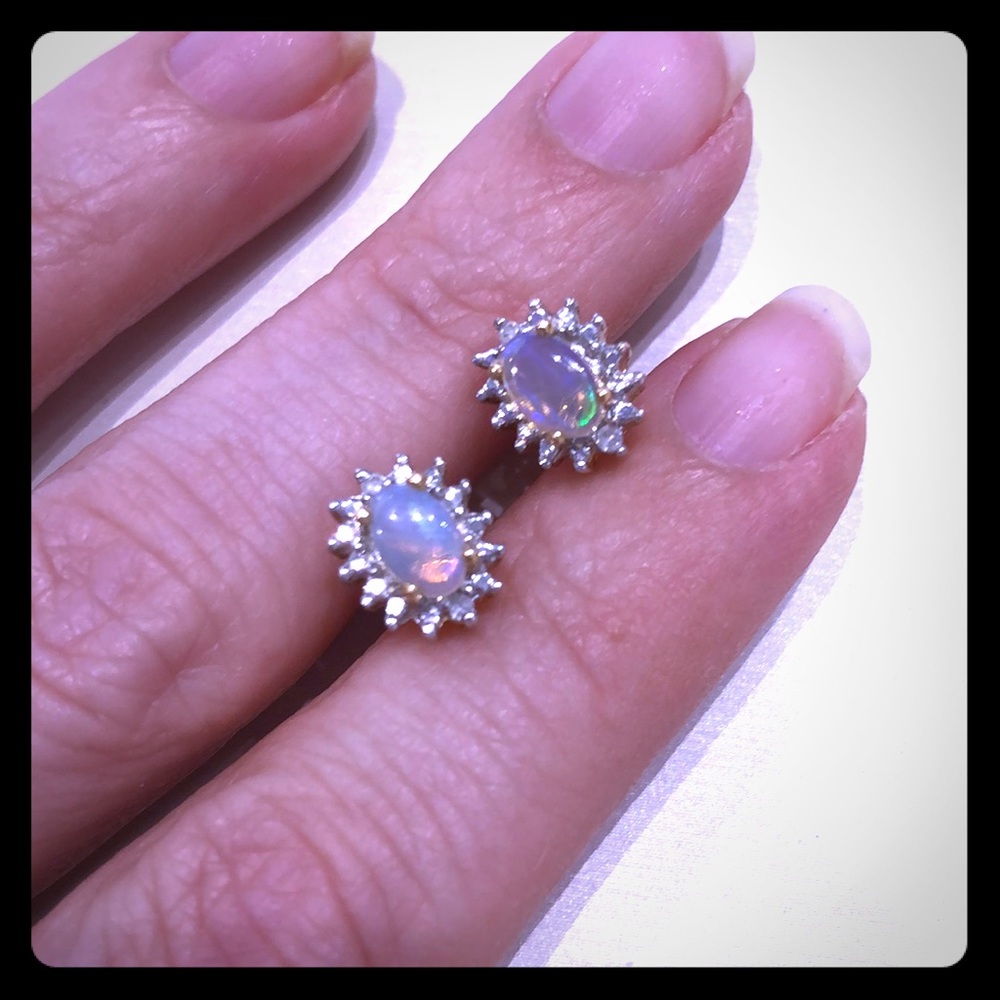 VINTAGE OPAL & DIAMOND HALO EARRINGS 14K GOLD STUD